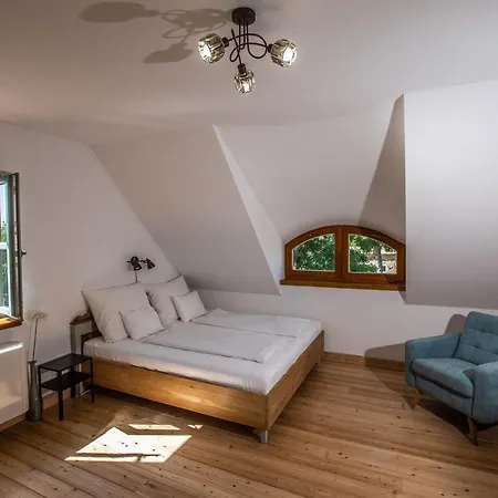 Oszter Udvarhaz 아파트 Kekkut