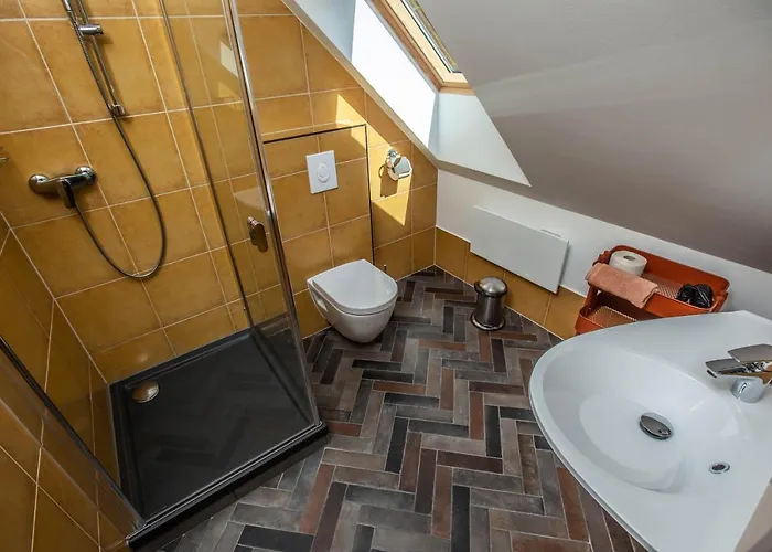 Oszter Udvarhaz Apartmán