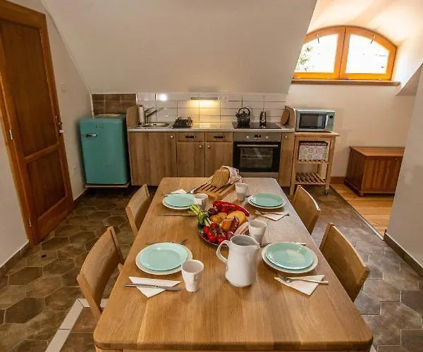 Apartmán Oszter Udvarhaz Kekkut