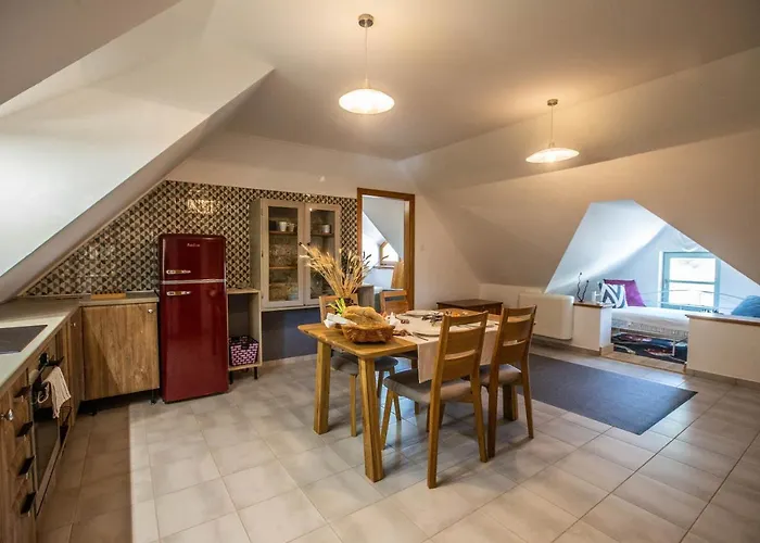 Apartmán Oszter Udvarhaz *